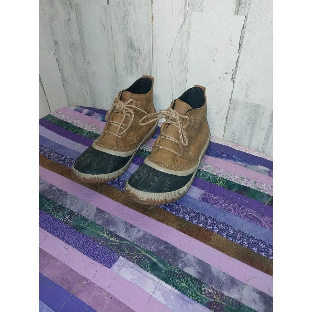 Sorel Out n About Leather Duck Boots Womens 7 Tan Black Lace Up Waterproof Mid